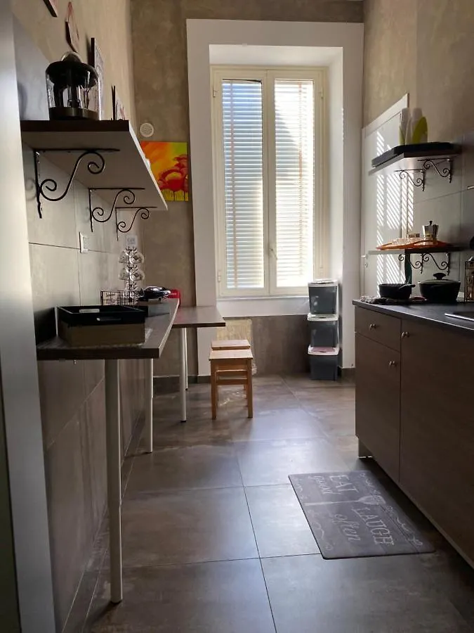 Le Cugine Rooms Naples Bed & Breakfast
