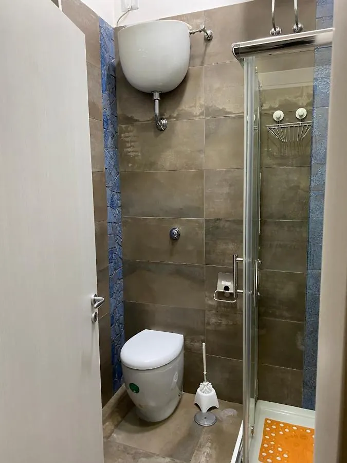 Le Cugine Rooms Naples